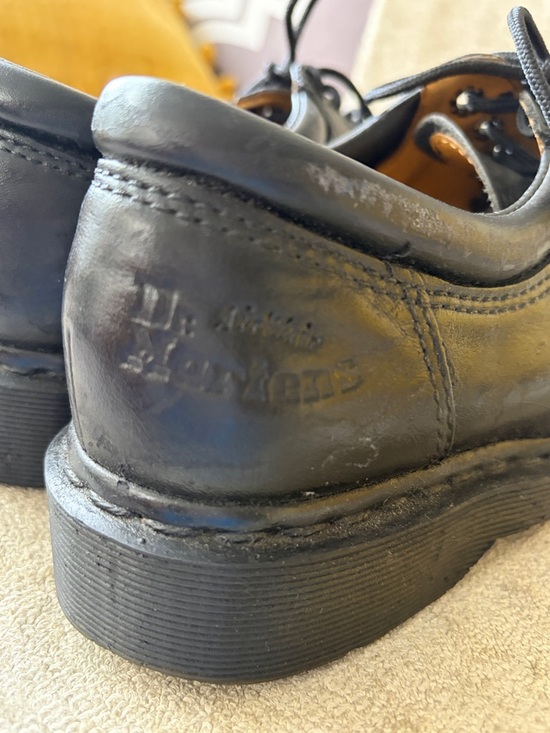 Dr. Martens Vintage Leather 5-Eye Lace-Up Derby Shoes (8053) main image 4
